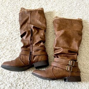 Brown boots